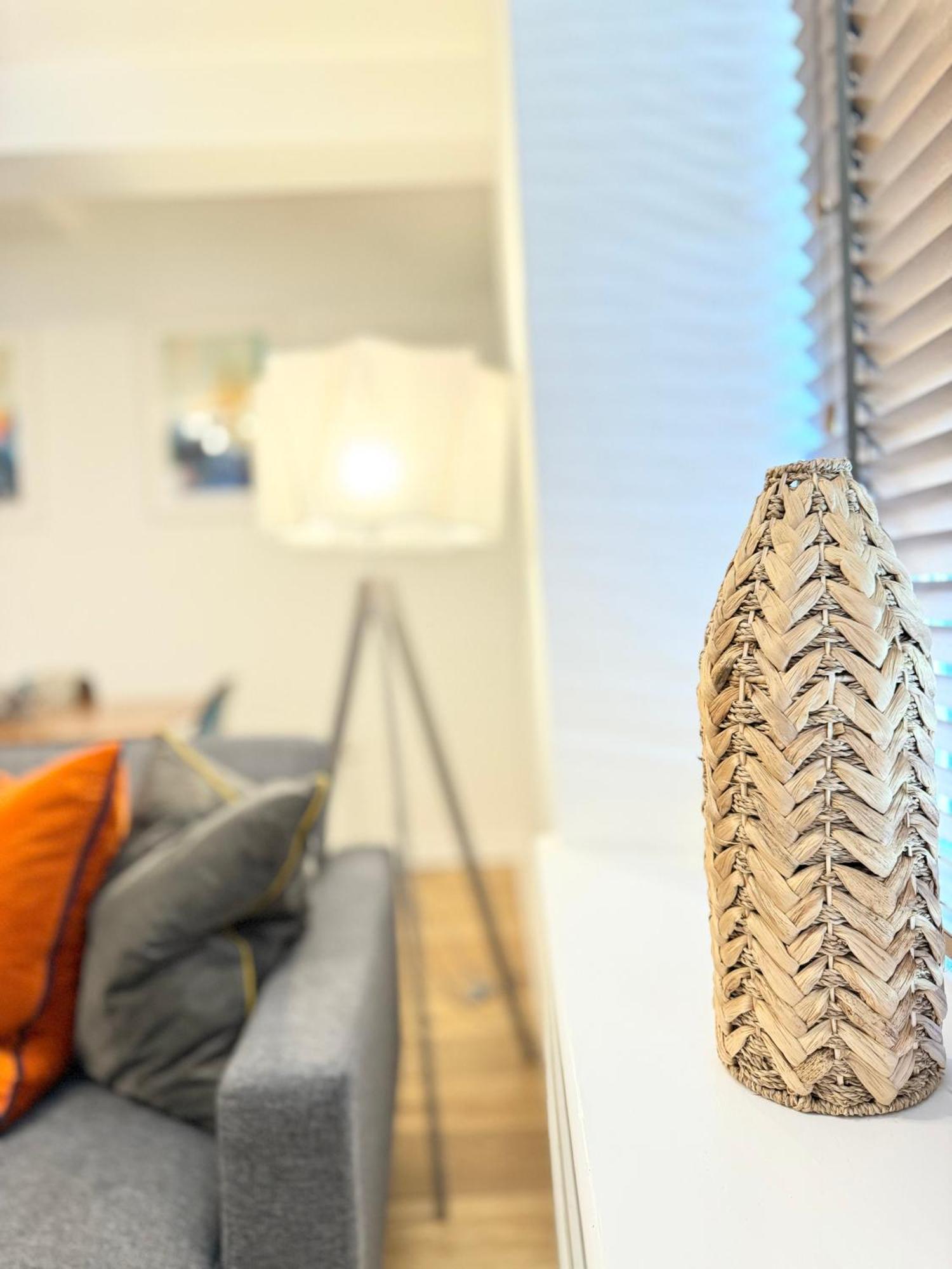 Nordic Suites Ulverston Eksteriør bilde