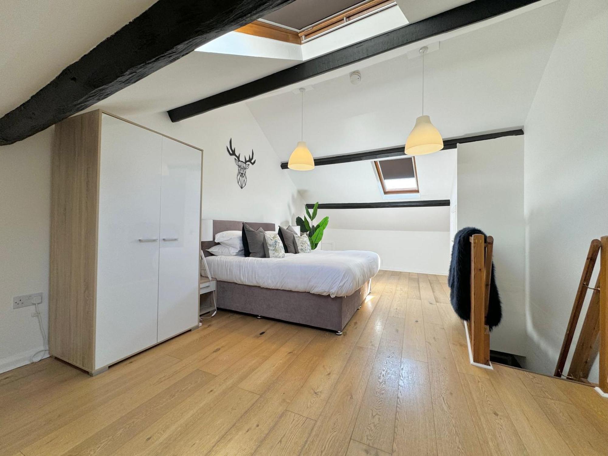 Nordic Suites Ulverston Eksteriør bilde