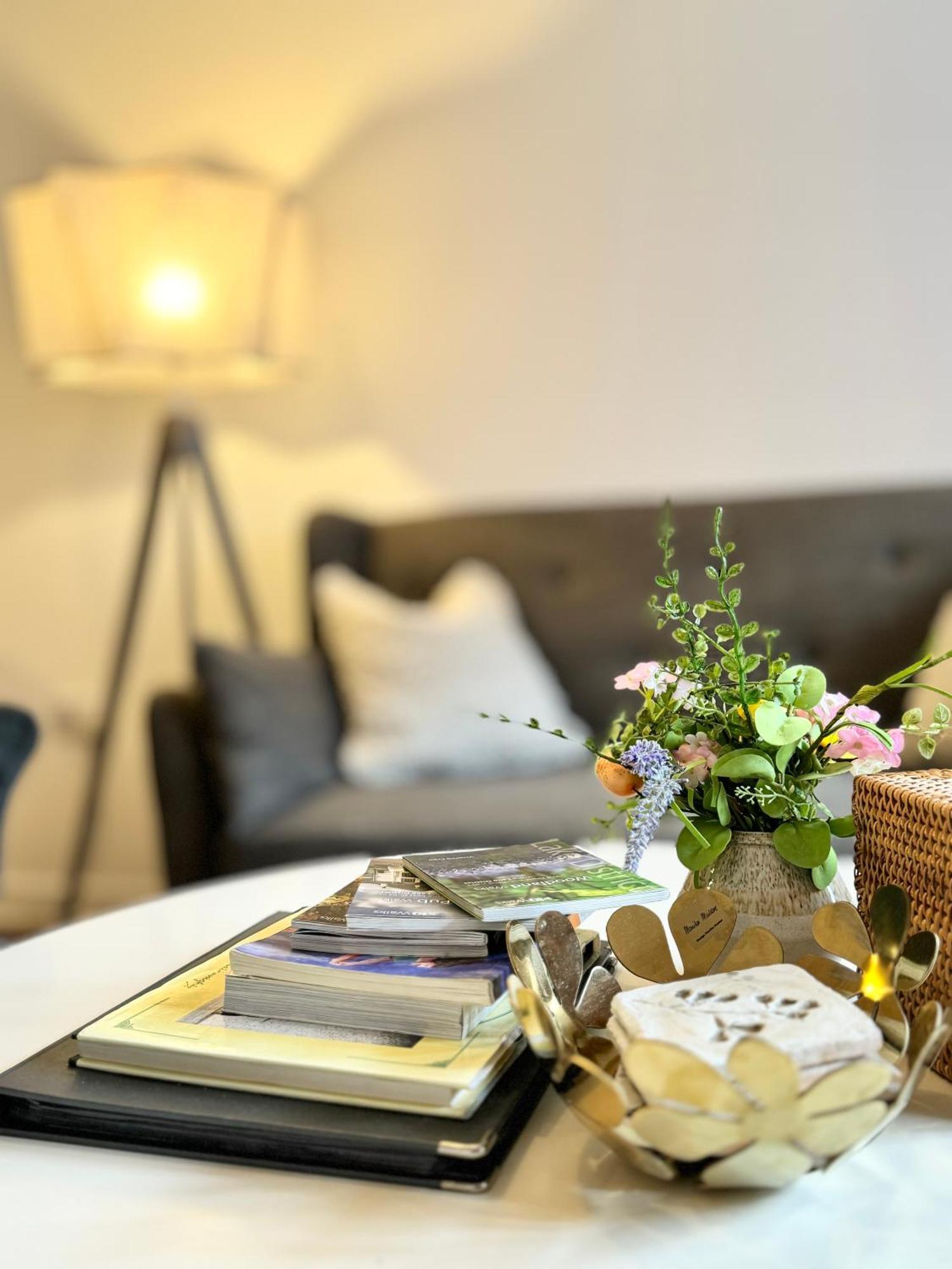 Nordic Suites Ulverston Eksteriør bilde